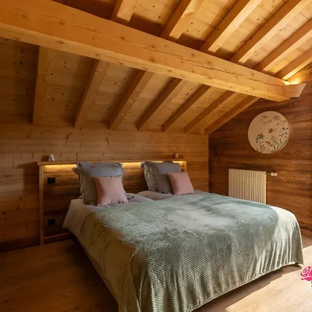 Le Domaine Des Fleurs - Le Coeur De Marie