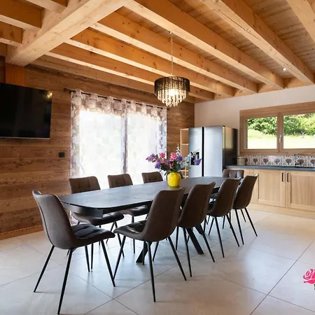 Domek alpejski Chalet D'Exception 10 Personnes Avec Sauna Privatif Et Piscine Naturelle - Le Domaine Des Fleurs Gerardmer Gérardmer