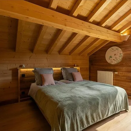 Chalet D'Exception 10 Personnes Avec Sauna Privatif Et Piscine Naturelle - Le Domaine Des Fleurs Gerardmer Domek alpejski Gérardmer