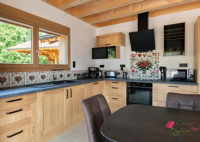 Le Domaine Des Fleurs - Le Coeur De Marie